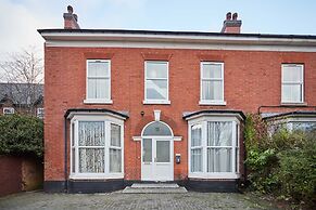 Host Stay Trafalgar Road