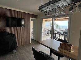 Tranquil Tides Drage Mobile Home With Terrace and Sea View