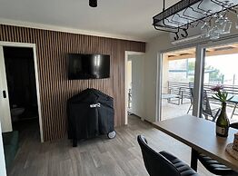 Tranquil Tides Drage Mobile Home With Terrace and Sea View