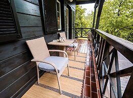 Rustic and Radiant Retreat Apartments With Terrace
