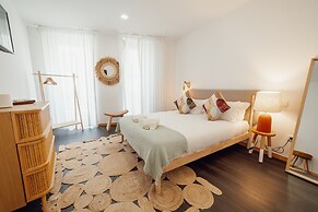 Chillout Trindade Home by Vacationy