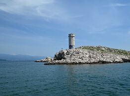 Charming And Comfortable Apartment Dramalj