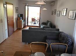 Charming And Comfortable Apartment Dramalj