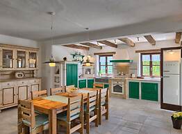 Authentic Villa Banić