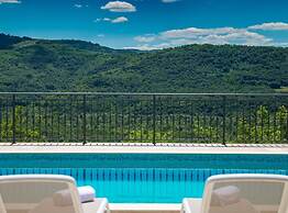 Authentic Villa Banić