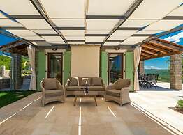 Authentic Villa Banić