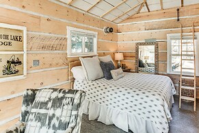 4 Mi to Main Street: Riverfront Minnesota Cabin