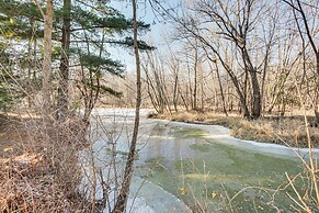 4 Mi to Main Street: Riverfront Minnesota Cabin
