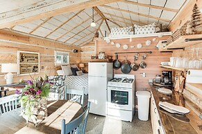 4 Mi to Main Street: Riverfront Minnesota Cabin