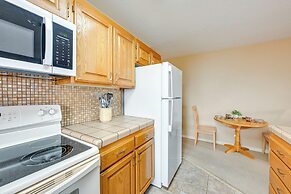 Las Palmas Condo w/ Pool Access in St George!