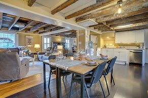 Walk to Beach: Historical Fredericksburg Home