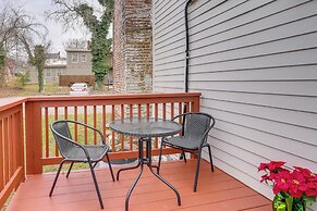 Walk to Beach: Historical Fredericksburg Home