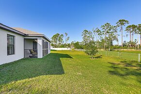 Chic Retreat w/ Lanai in Fort Myers!