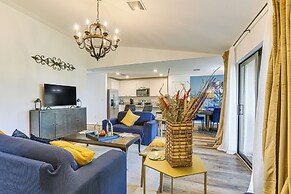 Chic Retreat w/ Lanai in Fort Myers!