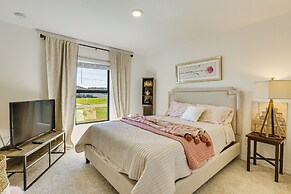 Chic Retreat w/ Lanai in Fort Myers!