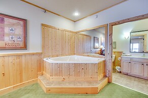 Pool & Lake Access: Northern Lakes Retreat!