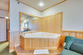 Pool & Lake Access: Northern Lakes Retreat!