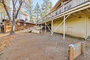 Deck + Fire Pit: Pine Mountain Lake Getaway!