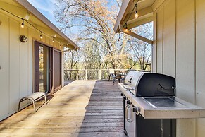 Deck + Fire Pit: Pine Mountain Lake Getaway!