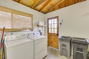 Deck + Fire Pit: Pine Mountain Lake Getaway!