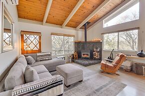 Deck + Fire Pit: Pine Mountain Lake Getaway!