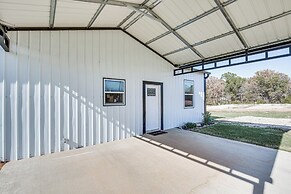 Lake Fork Cabin w/ Community Pool & Boat Launch