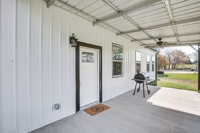 Lake Fork Cabin w/ Community Pool & Boat Launch