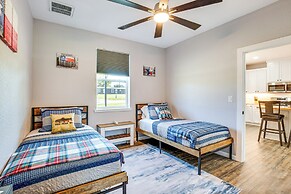 Lake Fork Cabin w/ Community Pool & Boat Launch