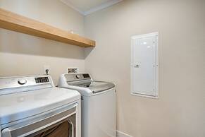 Near Wineries: Hendersonville Home w/ Mtn Views!