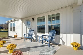 Near Wineries: Hendersonville Home w/ Mtn Views!