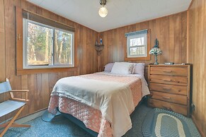 Deck, Grill & Views: Lakefront Cottage in Harrison