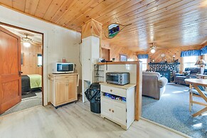 Deck, Grill & Views: Lakefront Cottage in Harrison