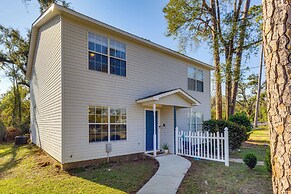 3 Mi to Fsu: Townhome w/ Patio in Tallahassee!