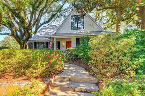 Walkable Home Near Beach & Downtown Fairhope!