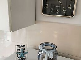 Modern and Bright Fazana Apartment With Balcony and Sea View