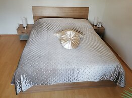 Modern and Bright Fazana Apartment With Balcony and Sea View