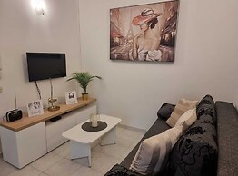 Modern and Bright Fazana Apartment With Balcony and Sea View