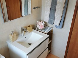 Modern and Bright Fazana Apartment With Balcony and Sea View