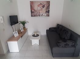 Modern and Bright Fazana Apartment With Balcony and Sea View