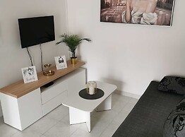 Modern and Bright Fazana Apartment With Balcony and Sea View