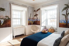 Central Ericeira Apartment With Lift