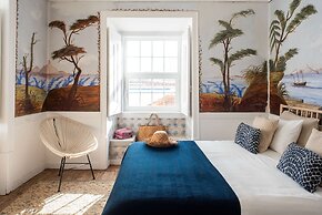 Central Ericeira Apartment With Lift