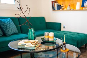 Urban Nest - Loft With Private Rooftop Garden