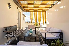 Urban Nest - Loft With Private Rooftop Garden