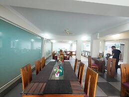 The Mint Resort by WS & GoG