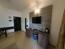 The Mint Resort by WS & GoG