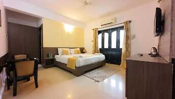 The Mint Resort by WS & GoG