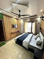 Goroomgo UK Homestay Nainital