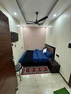 Goroomgo UK Homestay Nainital