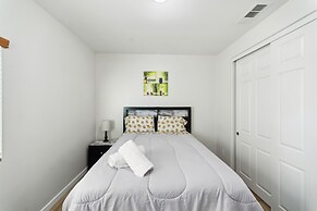 Charming Pet-friendly Getaway In Sunny Beaumont 4 Bedroom Home